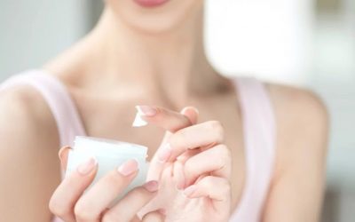 Belleza segura: Los cuidados para una aplicación adecuada de las cremas y el maquillaje